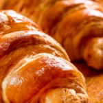 Review Makanan Croissant Kelezatan Kue Mentega Prancis